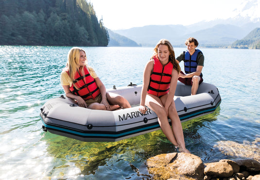 Intex® Mariner 3 Boat Set