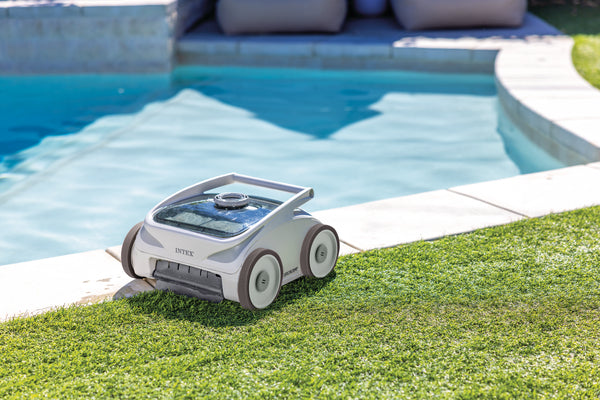 Load image into Gallery viewer, Intex® ZX500R Robotic pool cleaner
