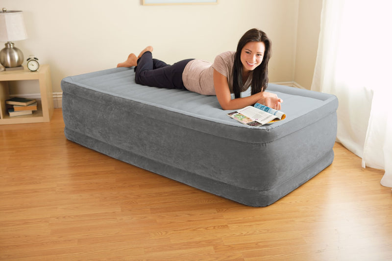 Load image into Gallery viewer, Intex® Dura-Beam Deluxe Comfort Plush 99cm x 1.91m x 46cm High Single Airbed with Built-In Pump
